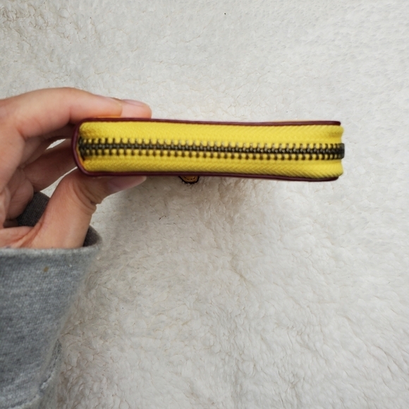 Disney x Coach Mickey Mouse Skateboard Yellow Leather Accordion Zip Wall… - Picture 11 of 16